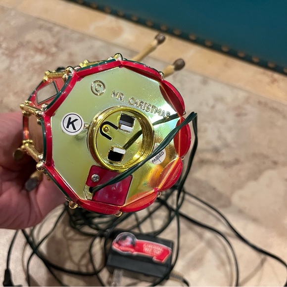 Vintage 1997 Mr. Christmas Santa Carousel Tree Top topper - Picture 6 of 8